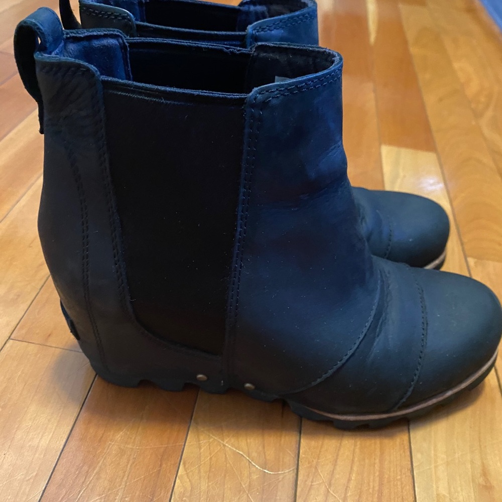 Sorel Lea Wedge size 7
